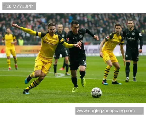 柏林联队客场斩多特蒙德，德甲排名保持稳定